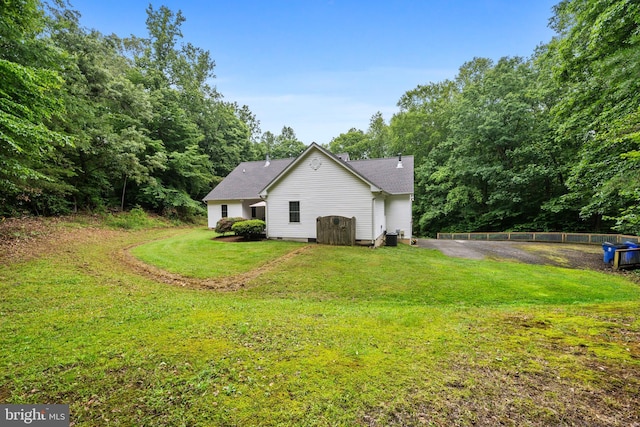 11871 Knollcrest Ln, La Plata, MD 20646 - view of home's exterior featuring driveway and crawl space