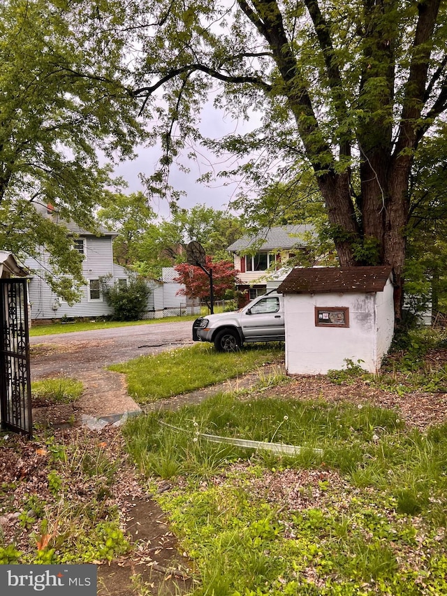 518 Ingleside Ave, Baltimore, MD 21228 - view of yard