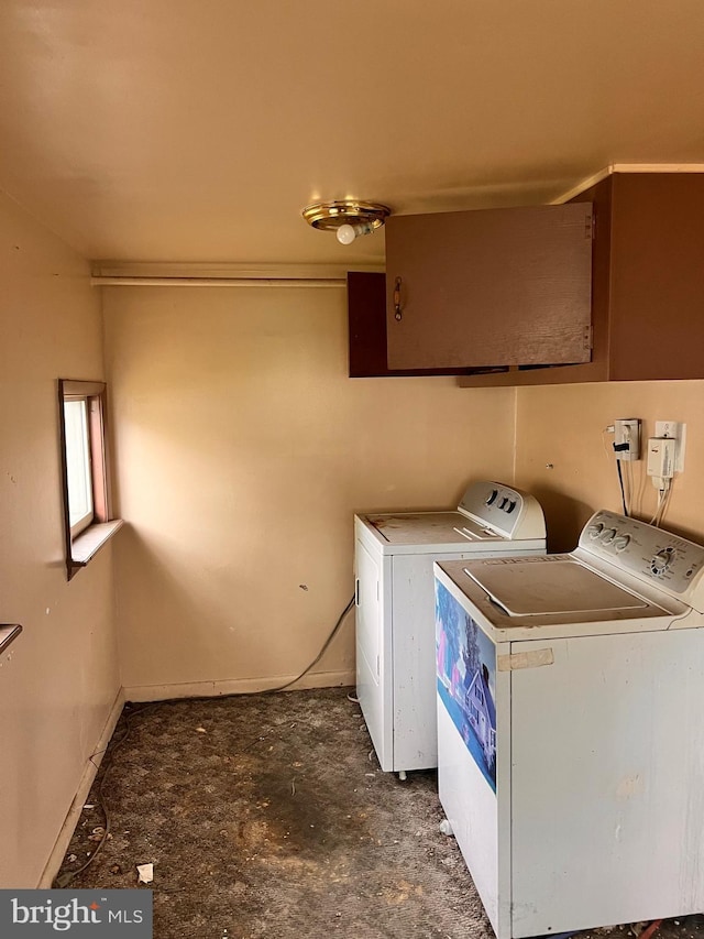 518 Ingleside Ave, Baltimore, MD 21228 - washroom featuring independent washer and dryer and cabinet space