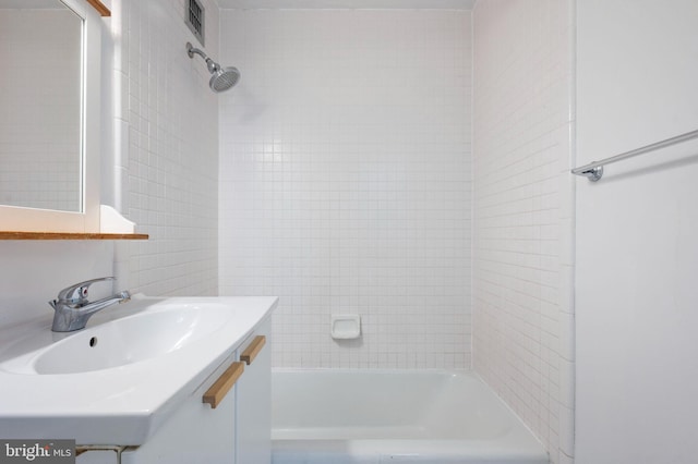 1111 Arlington Blvd Unit 707, Arlington, VA 22209 - full bathroom with vanity and bathtub / shower combination