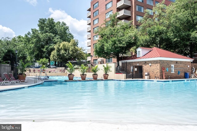 1111 Arlington Blvd Unit 707, Arlington, VA 22209 - view of community pool