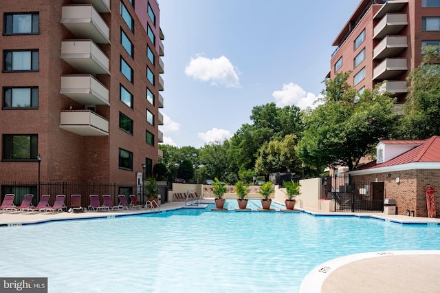1111 Arlington Blvd Unit 707, Arlington, VA 22209 - view of community pool