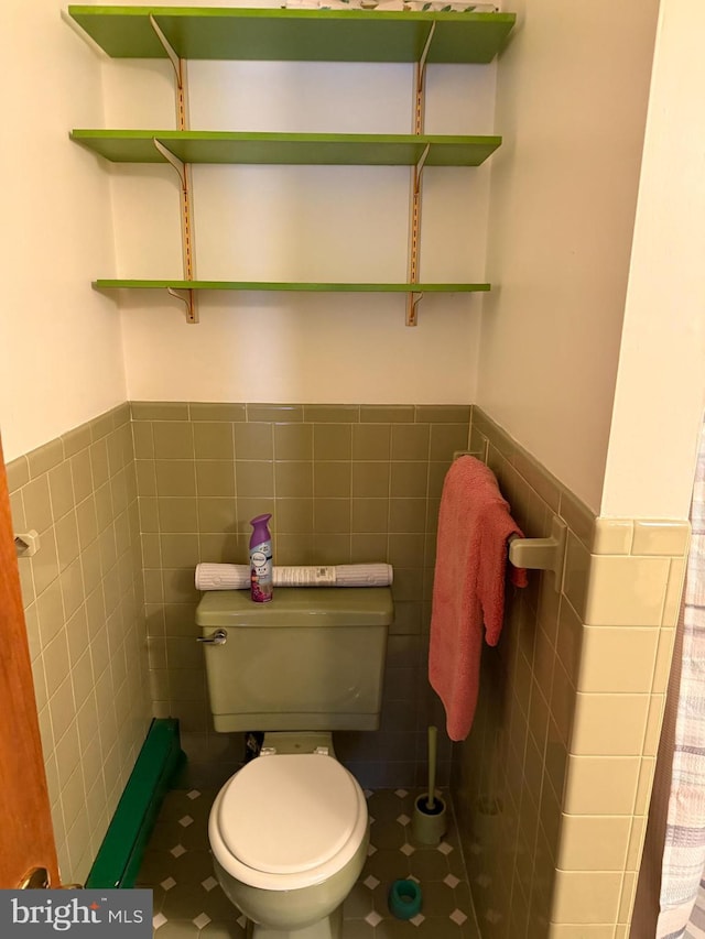 170 E Holly Ln, Tuckerton, NJ 08087 - bathroom with tile walls and a wainscoted wall
