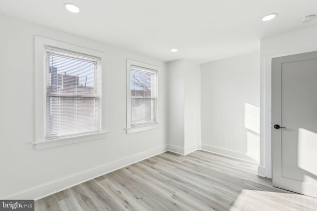 3287 Edgemont St, Philadelphia, PA 19134 - empty room featuring a smoke detector, light wood finished floors, and recessed lighting