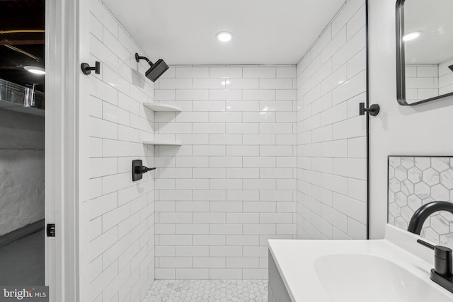 3287 Edgemont St, Philadelphia, PA 19134 - full bathroom featuring a tile shower, vanity, and recessed lighting