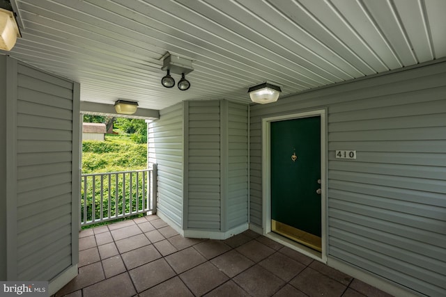 2050 N Calvert St Unit 410, Arlington, VA 22201 - property entrance with covered porch