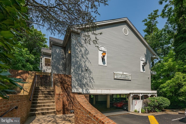 2050 N Calvert St Unit 410, Arlington, VA 22201 - view of home's exterior with stairs