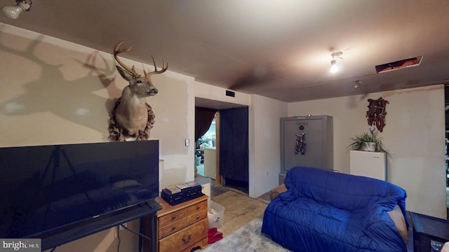 10495 Knobley Rd, Keyser, WV 26726 - view of sitting room