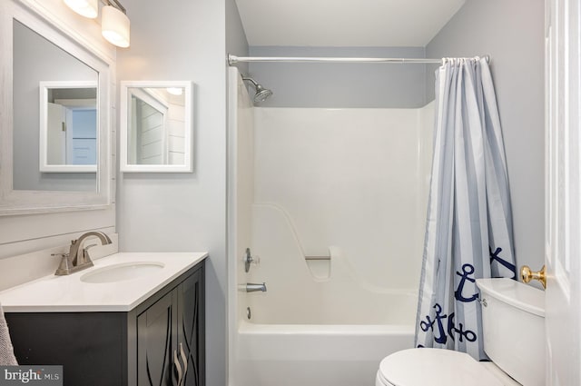 245 Blue Bill Ln Unit 245-D, Havre De Grace, MD 21078 - full bathroom with shower / tub combo with curtain and vanity