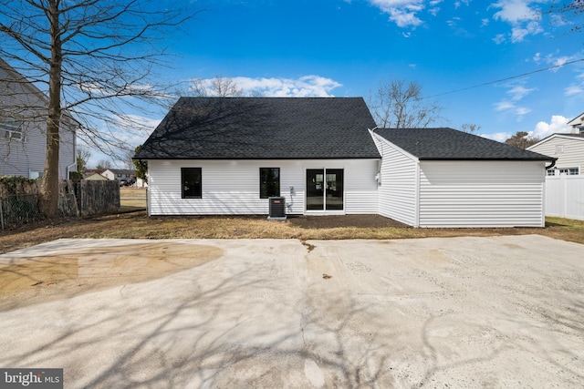 59 Parkside Cir, Willingboro, NJ 08046 - rear view of property featuring roof with shingles