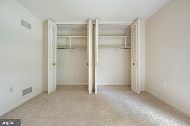 3360 Gleneagles Dr Unit 71-2B, Silver Spring, MD 20906 - view of closet