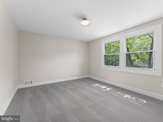 103 Hillcrest Ln, Willingboro, NJ 08046 - carpeted empty room featuring baseboards