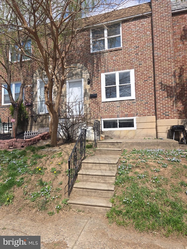 1531 Stevens St, Philadelphia, PA 19149 - view of front of house featuring brick siding