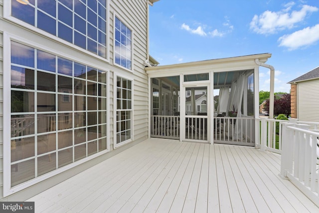 43146 Scenic Creek Way, Leesburg, VA 20176 - deck with a sunroom