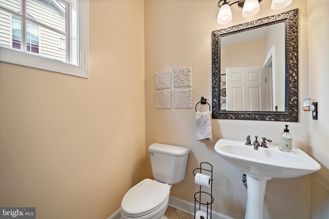 43146 Scenic Creek Way, Leesburg, VA 20176 - bathroom with toilet and baseboards