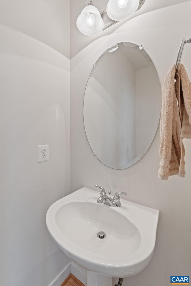 2126 Sundown Pl, Charlottesville, VA 22911 - bathroom featuring a sink