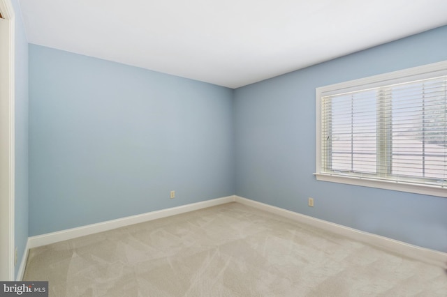 176 Windgate Dr, Chester Springs, PA 19425 - unfurnished room with carpet