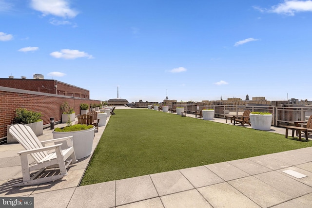 1390 Kenyon St NW Unit 524, Washington, DC 20010 - view of grassy yard