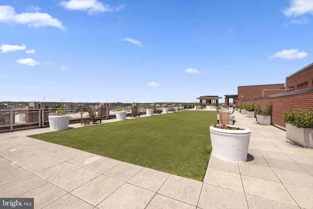 1390 Kenyon St NW Unit 524, Washington, DC 20010 - view of green lawn