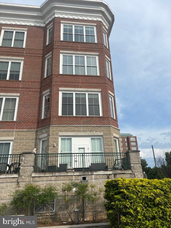 525 Belmont Bay Dr Unit 105, Woodbridge, VA 22191 - view of building exterior