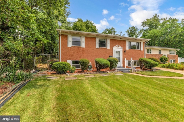 8000 Dellwood Ave, Glenarden, MD 20706 - bi-level home featuring brick siding