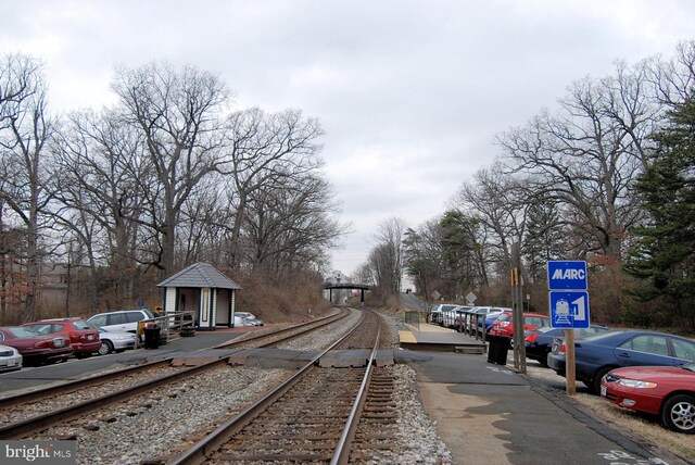 8440 Towne Crest Ct, Gaithersburg, MD 20877 - view of road