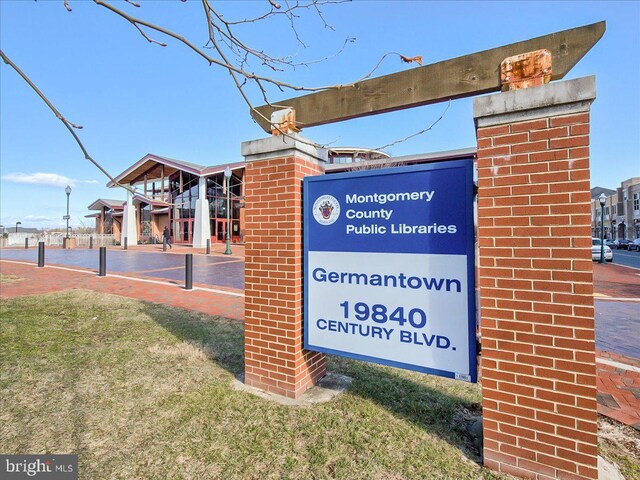 13102 Alpine Dr Unit 2502, Germantown, MD 20874 - exterior view