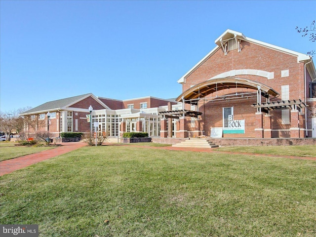 13102 Alpine Dr Unit 2502, Germantown, MD 20874 - view of property's community featuring a yard