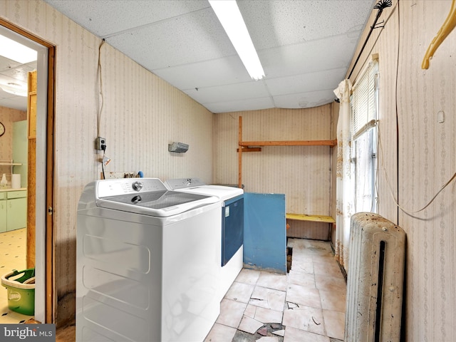 543 W Main Ave, Myerstown, PA 17067 - laundry room featuring independent washer and dryer and wallpapered walls