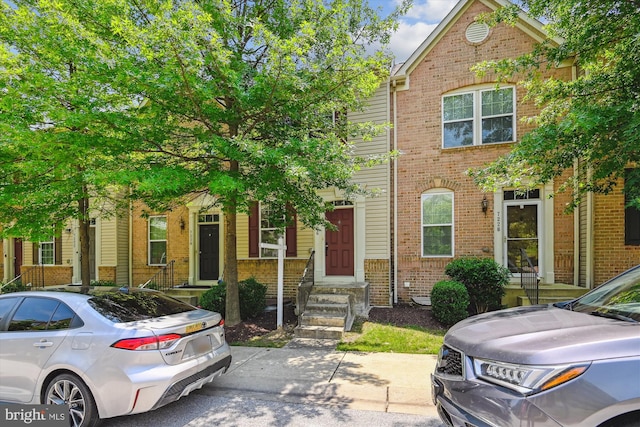 7226 Abbey Rd, Elkridge, MD 21075 - multi unit property featuring brick siding
