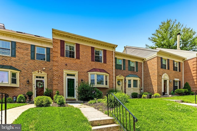 8 Cross Falls Cir, Sparks Glencoe, MD 21152 - view of front facade with a front lawn and brick siding