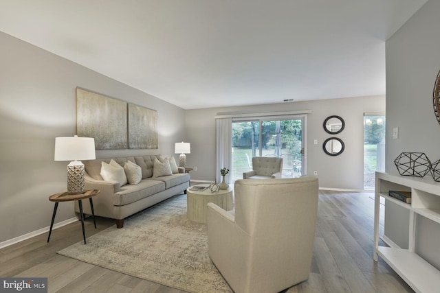 1814 Ivy Oak Sq, Reston, VA 20190 - living area with wood finished floors and baseboards