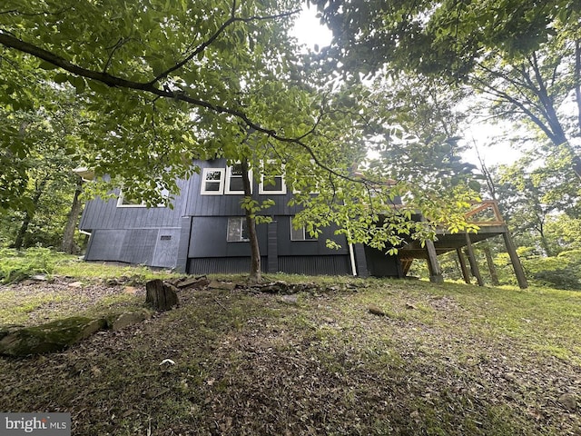 556 Trapper Ridge Ln, Hedgesville, WV 25427 - rear view of house with a deck