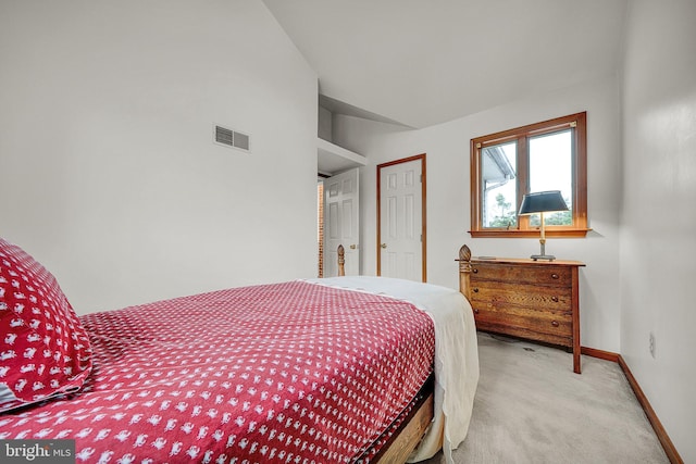 20 Grove Ave, Flourtown, PA 19031 - bedroom with light colored carpet and baseboards