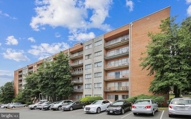 431 N Armistead St N Unit 311, Alexandria, VA 22312 - view of apartment building / complex with uncovered parking