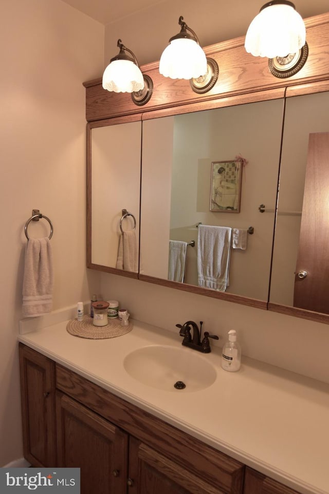 401 Antietam Rd, Reading, PA 19606 - bathroom with vanity