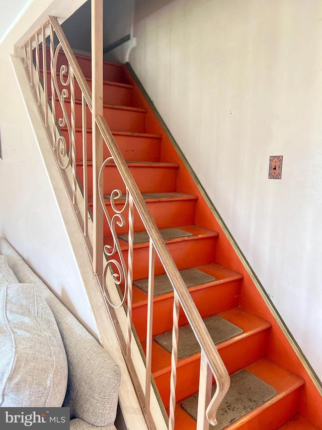 2817 Boyd St, Pennsauken, NJ 08110 - view of staircase