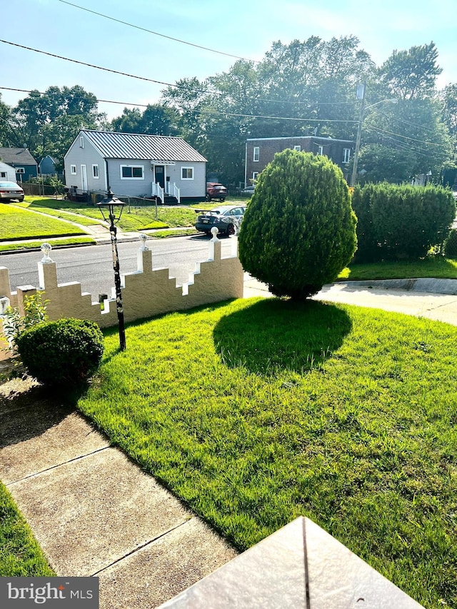 2817 Boyd St, Pennsauken, NJ 08110 - view of grassy yard