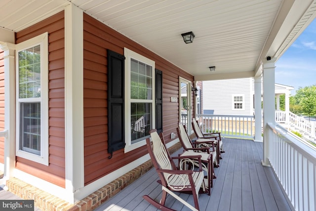1712 Renaissance Dr, Baltimore, MD 21221 - view of porch