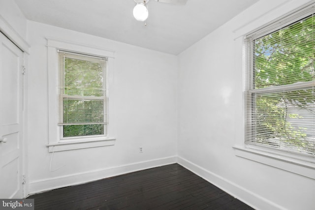 426 Summit St, Fredericksburg, VA 22401 - unfurnished room featuring dark wood-type flooring and baseboards