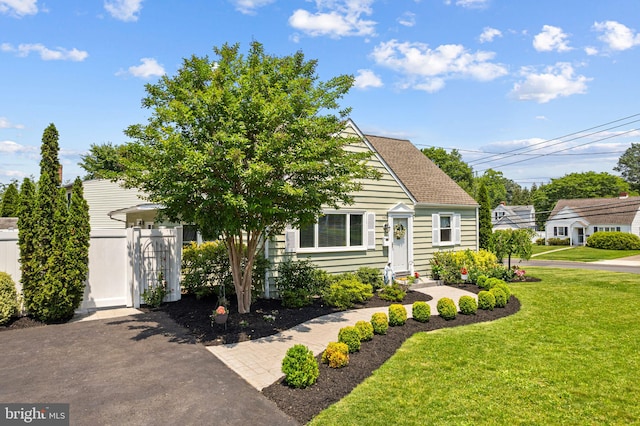 143 Moore Ave, Barrington, NJ 08007 - view of front of home featuring roof with shingles