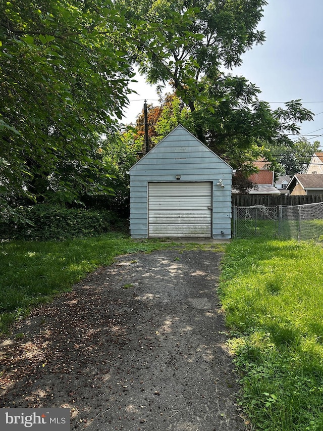 2326 Franklin Ave, Morton, PA 19070 - detached garage featuring asphalt driveway