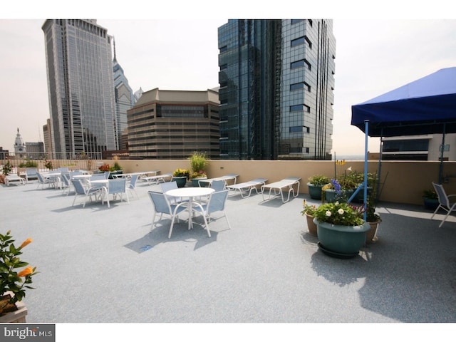 1901 John F Kennedy Blvd Unit 1414, Philadelphia, PA 19103 - view of patio / terrace