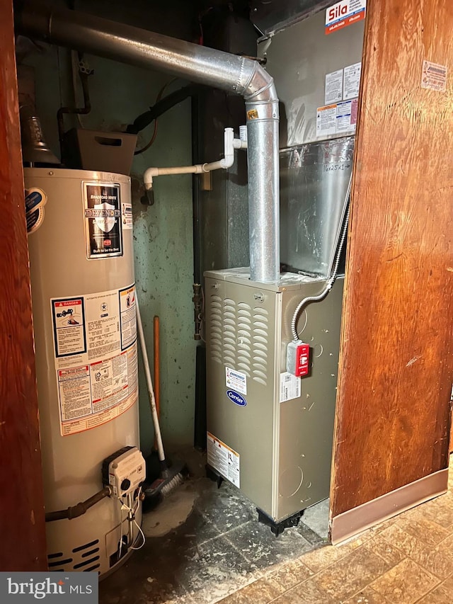 9013 Ashton Rd, Philadelphia, PA 19136 - utilities featuring water heater and heating unit