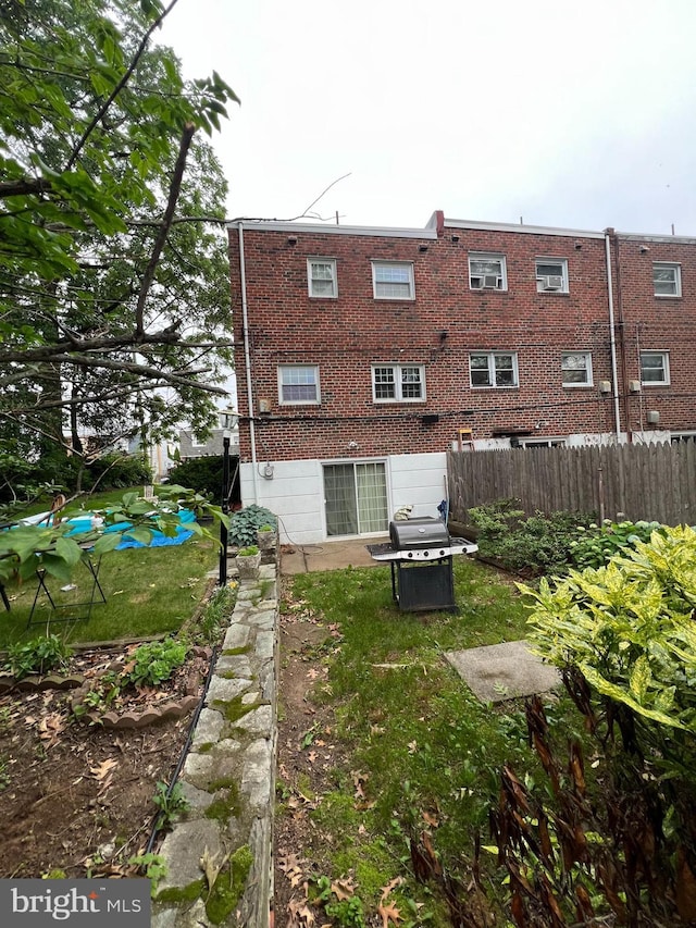9013 Ashton Rd, Philadelphia, PA 19136 - rear view of property with brick siding