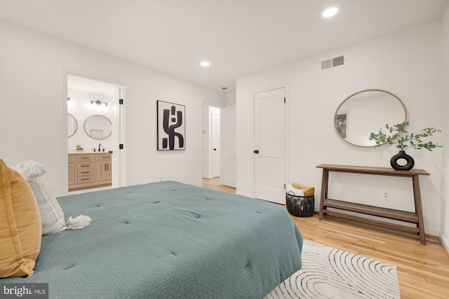 6232 18th Rd N, Arlington, VA 22205 - bedroom with light wood finished floors and recessed lighting