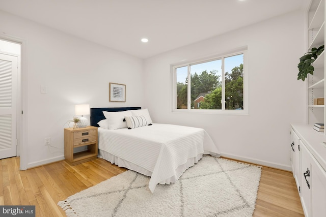 6232 18th Rd N, Arlington, VA 22205 - bedroom featuring light wood finished floors and recessed lighting