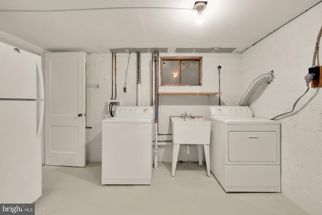 6232 18th Rd N, Arlington, VA 22205 - washroom with separate washer and dryer