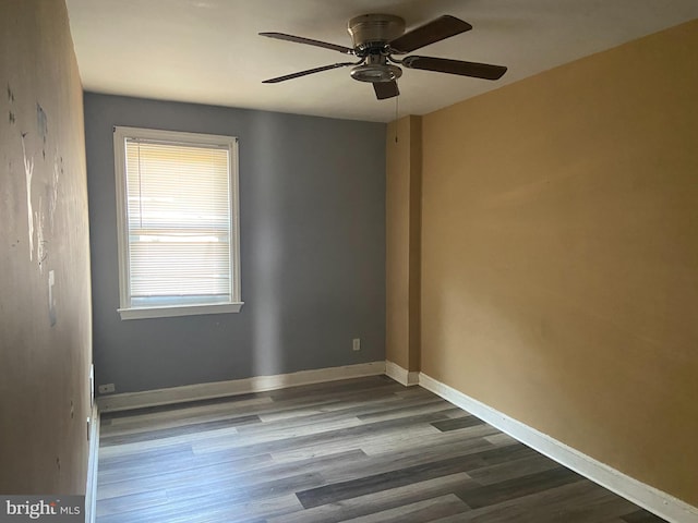 2133 Seneca Rd, Wilmington, DE 19805 - unfurnished room featuring dark wood-style flooring and ceiling fan