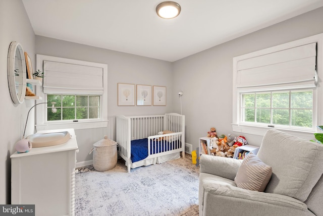 6018 25th Rd N, Arlington, VA 22207 - bedroom with a nursery area and baseboards